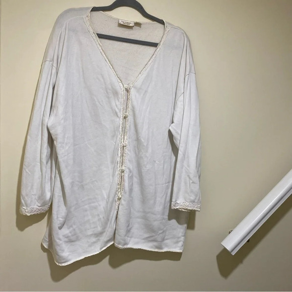 Women’s Gold Label Victoria Secret Vintage White Lace  Satin Long Sleeve Top S:L - Picture 3 of 16
